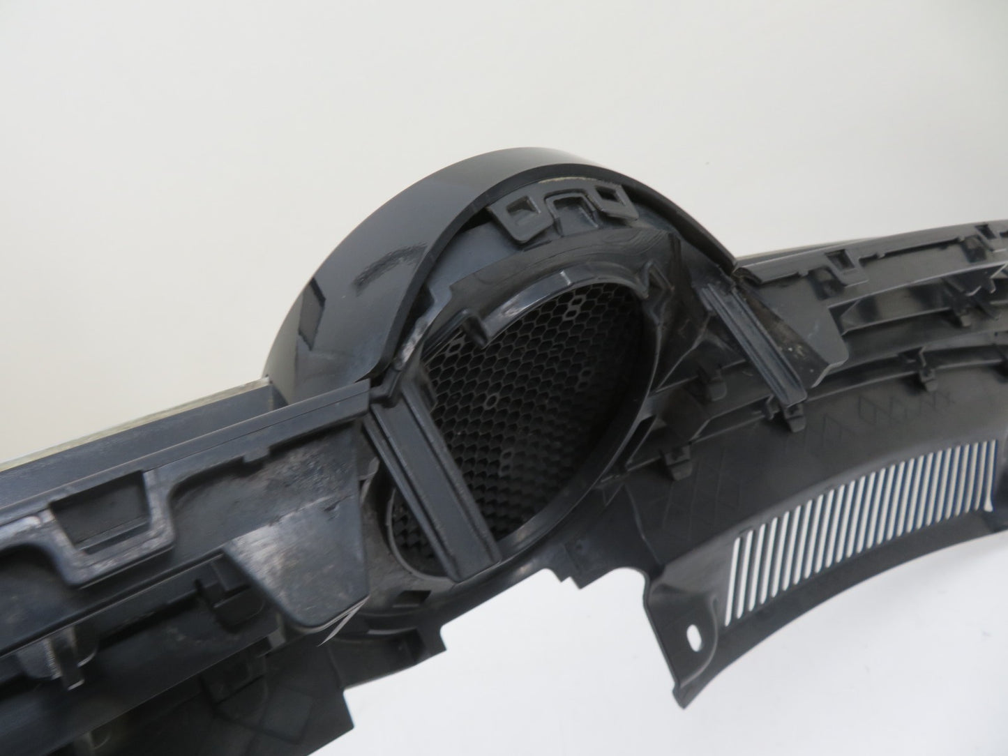 VOLKSWAGEN VW GOLF MK6 FRONT BUMPR GRILL BLACK 2009-2013