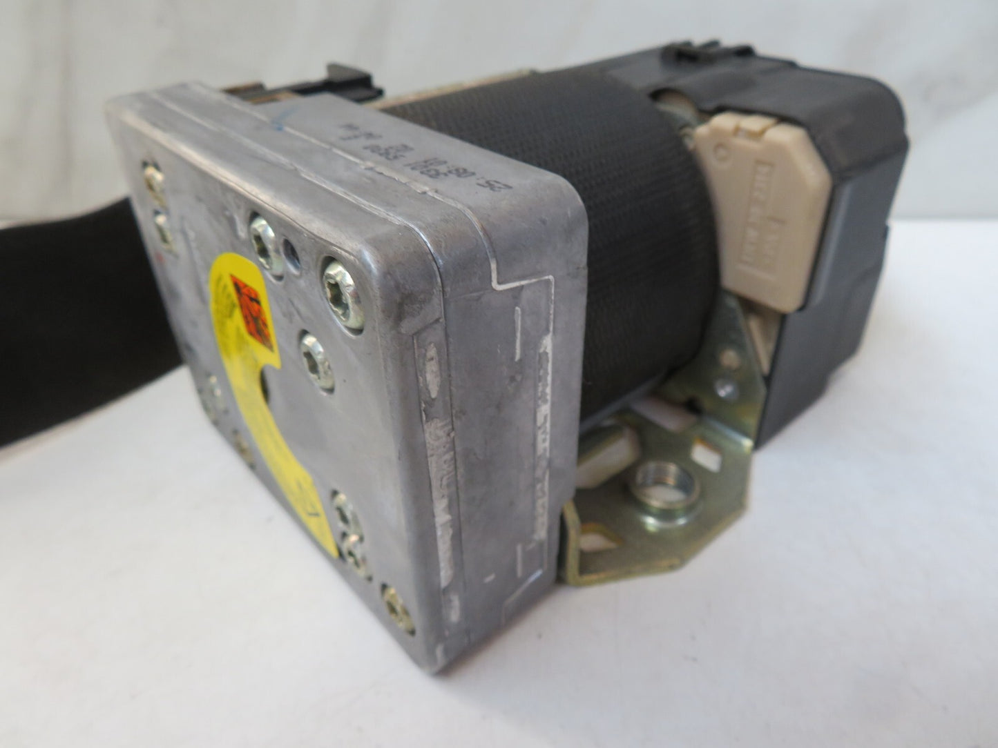 MERCEDES S CLASS W220 OSF SEAT BELT 33015930E 1998-2005 A1415-5