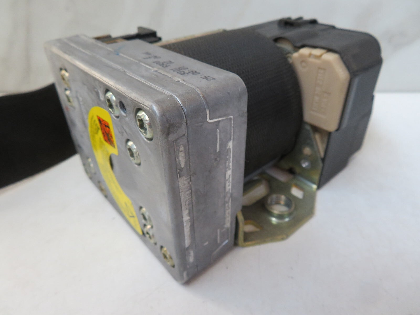 MERCEDES S CLASS W220 OSF SEAT BELT 33015930E 1998-2005 A1415-5