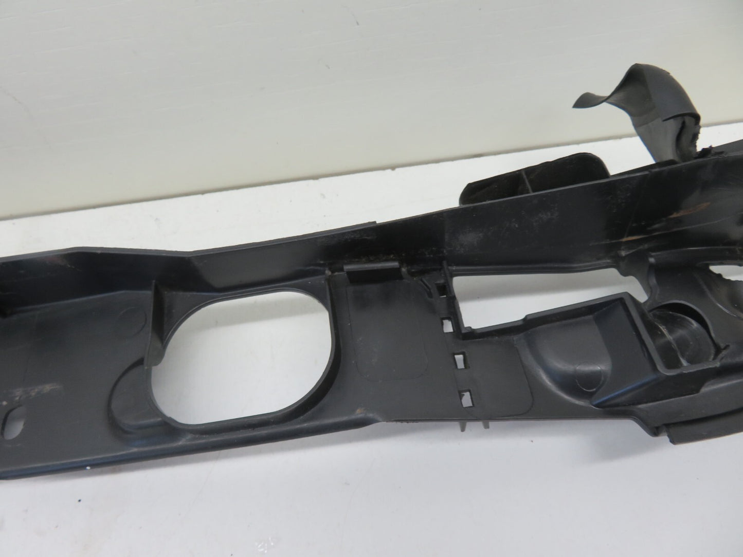 FORD FOCUS ST 225 OS DRIVER FENDER TRIM 4M51-A02476-A 2006-2010 1232-9