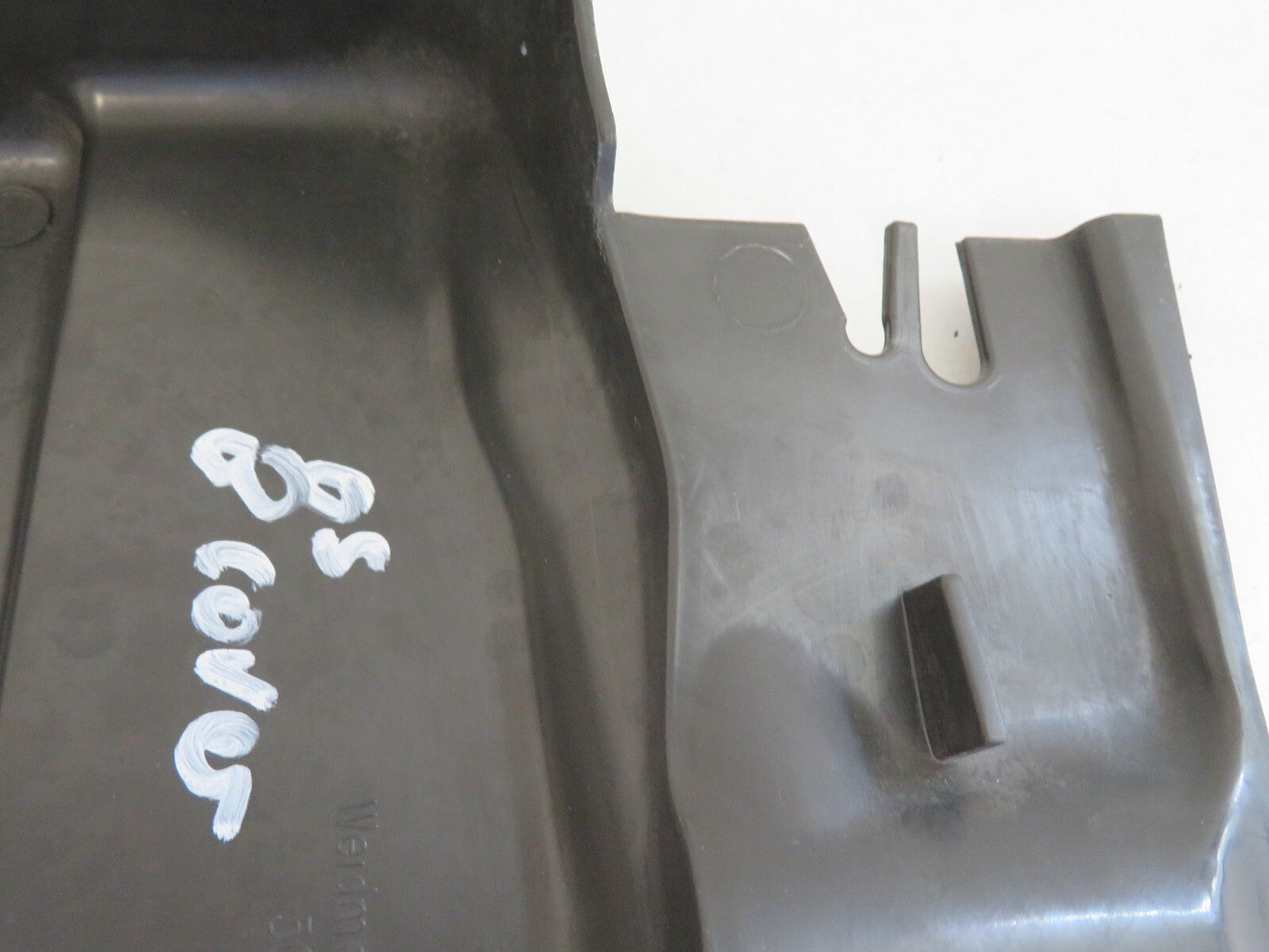 BMW 1 SERIES E88 OS POLLEN FILTER COVER TRIM 6925018 2007-2013 A2056-5