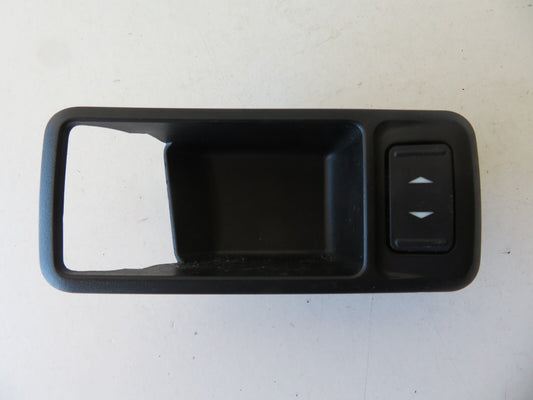 FORD FOCUS MK2 NS WINDOW SWITCH AND HANDLE TRIM 2008-2011 AMS1216