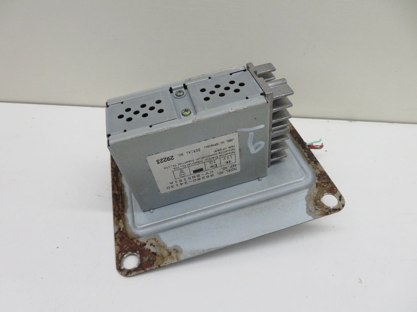 TOYOTA LEXUS SOARER STEREO AMPLIFIER 86280-24130 1991-1999 1242-9