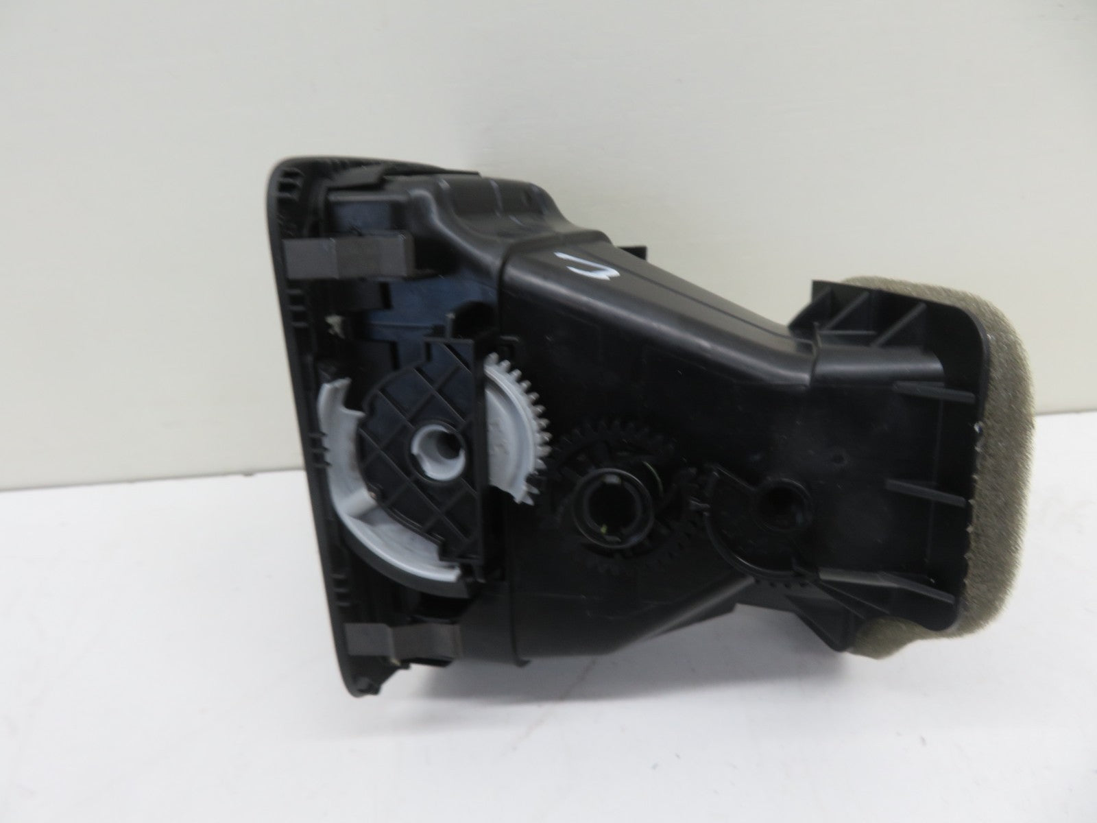 VW GOLF MK6 NS PASSENGER DASHBOARD AIR VENT 2009-2013 1546-2