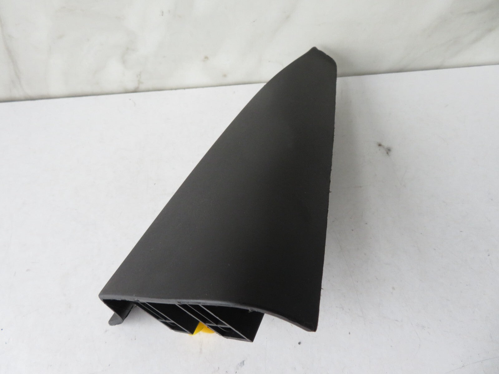 HYUNDAI I10 OSF INTERIOR QUARTER TRIM 87661-0X000 2008-2012 A1632-27