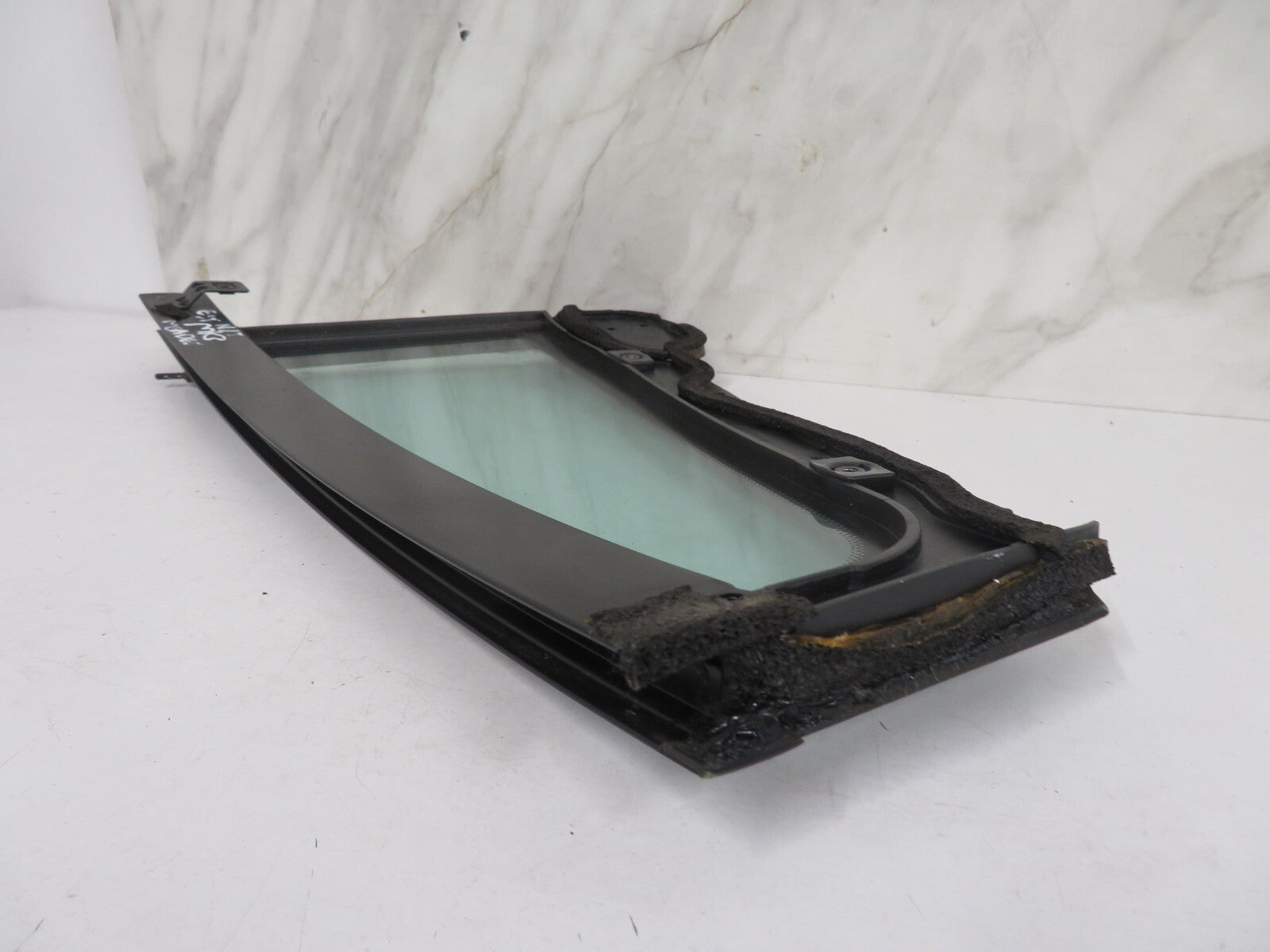 FORD MONDEO MK3 ESTATE NS PASSENGER REAR QUARTER GLASS WINDOW 2001-2007 MX1520-1