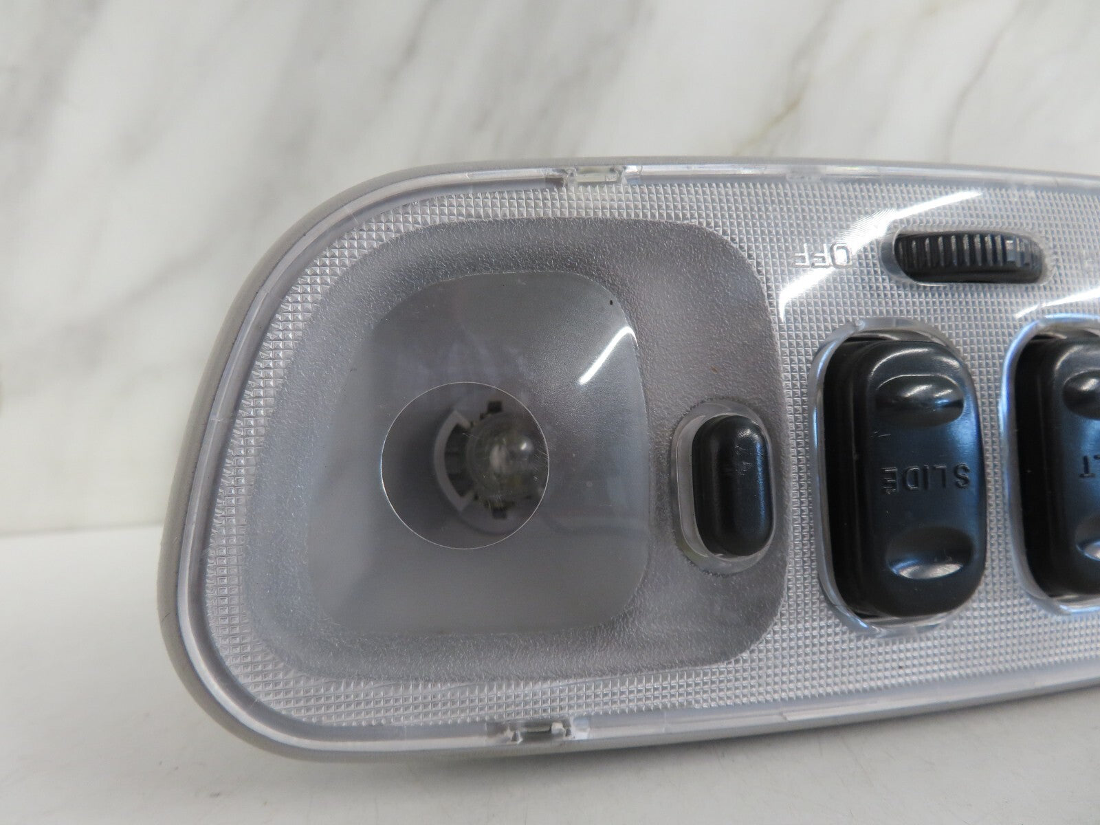 MAZDA MPV INTERIOR ROOF LIGHT LC7169970 2000-2005 A1222-11