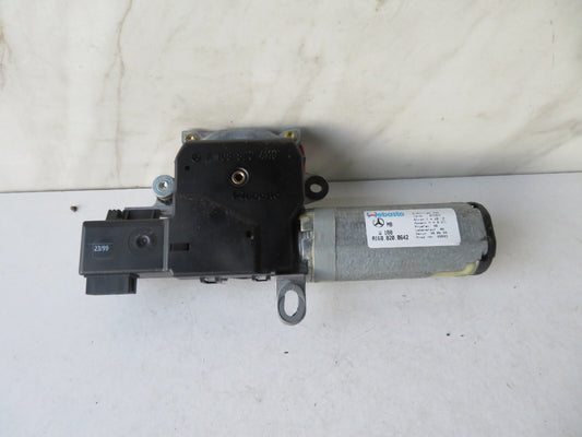 MERCEDES A160 SUN ROOF MOTOR 1688200642 1997-2004 AMS1517-4