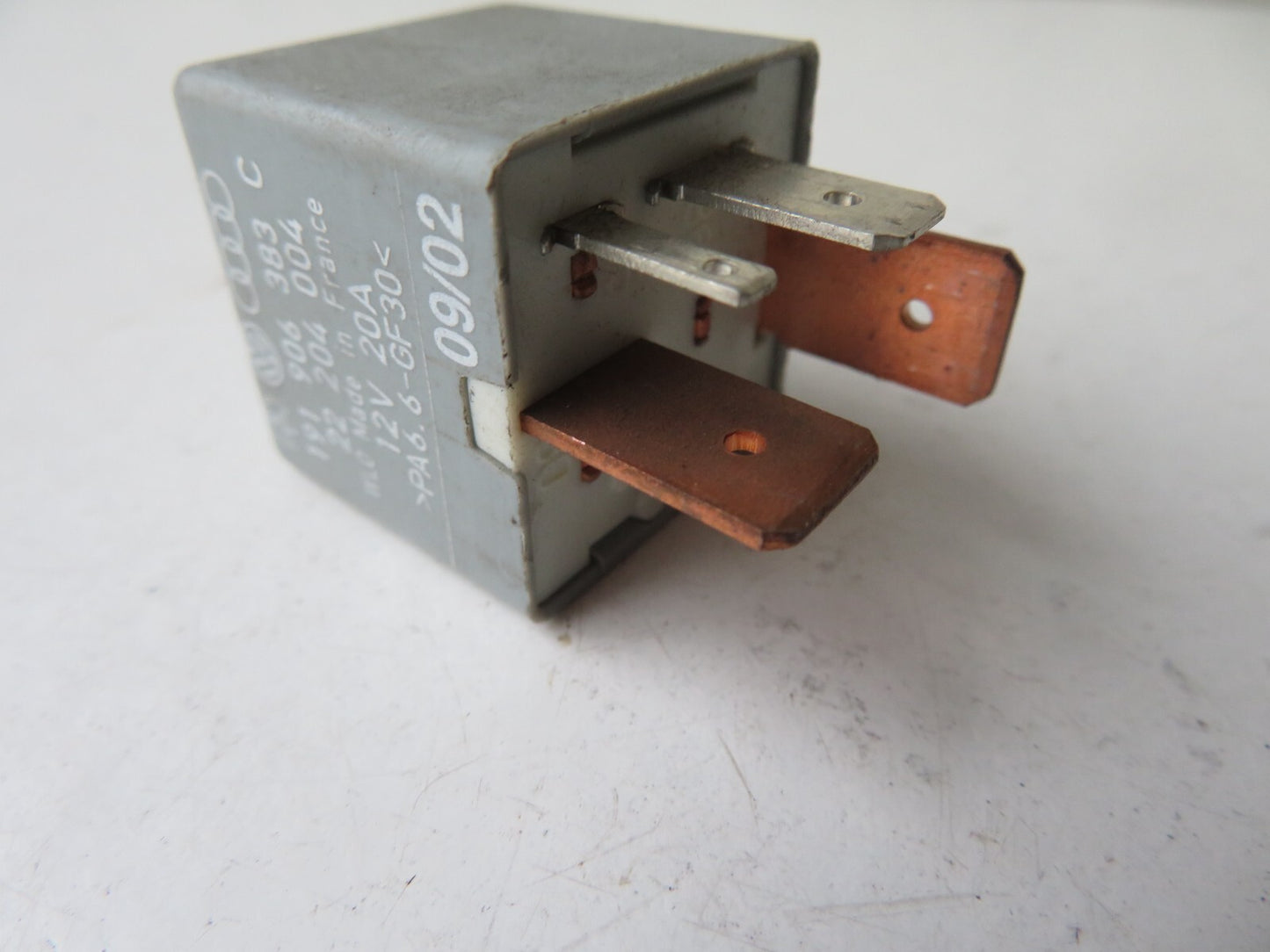 VOLKSWAGEN PASSAT B5.5 167 FUEL PUMP RELAY 191906383C 2001-2005 A1815-24