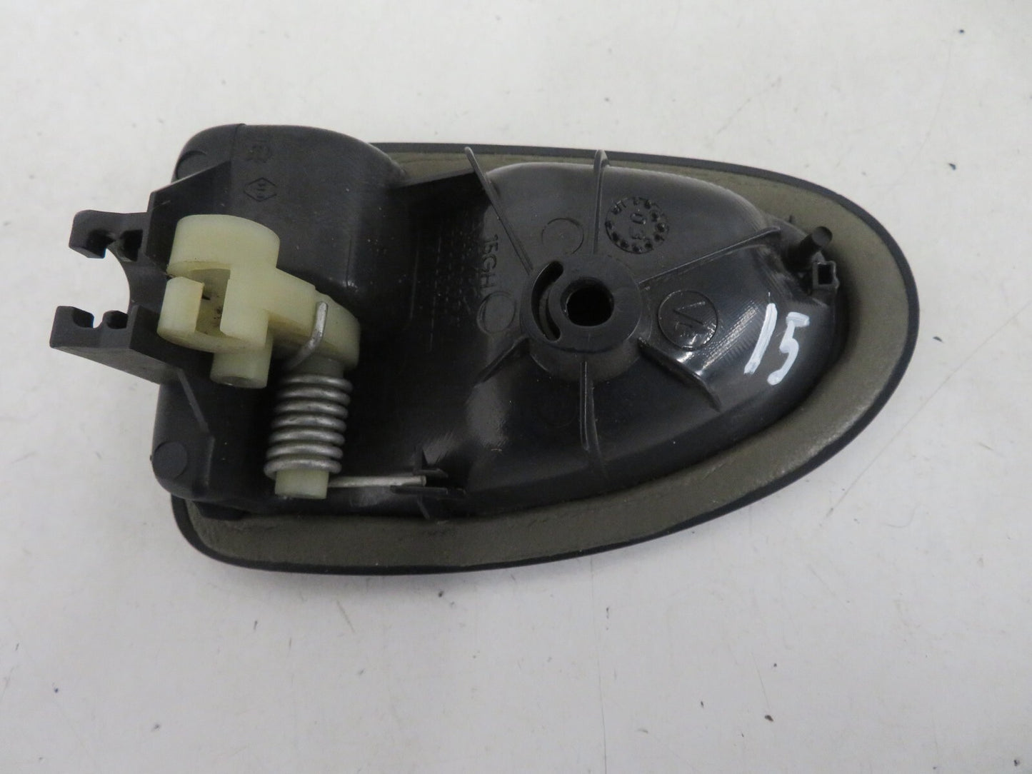 RENAULT SCENIC MK1 NS INTERIOR DOOR HANDLE 8200028994 1999-2003 MIX1517-15