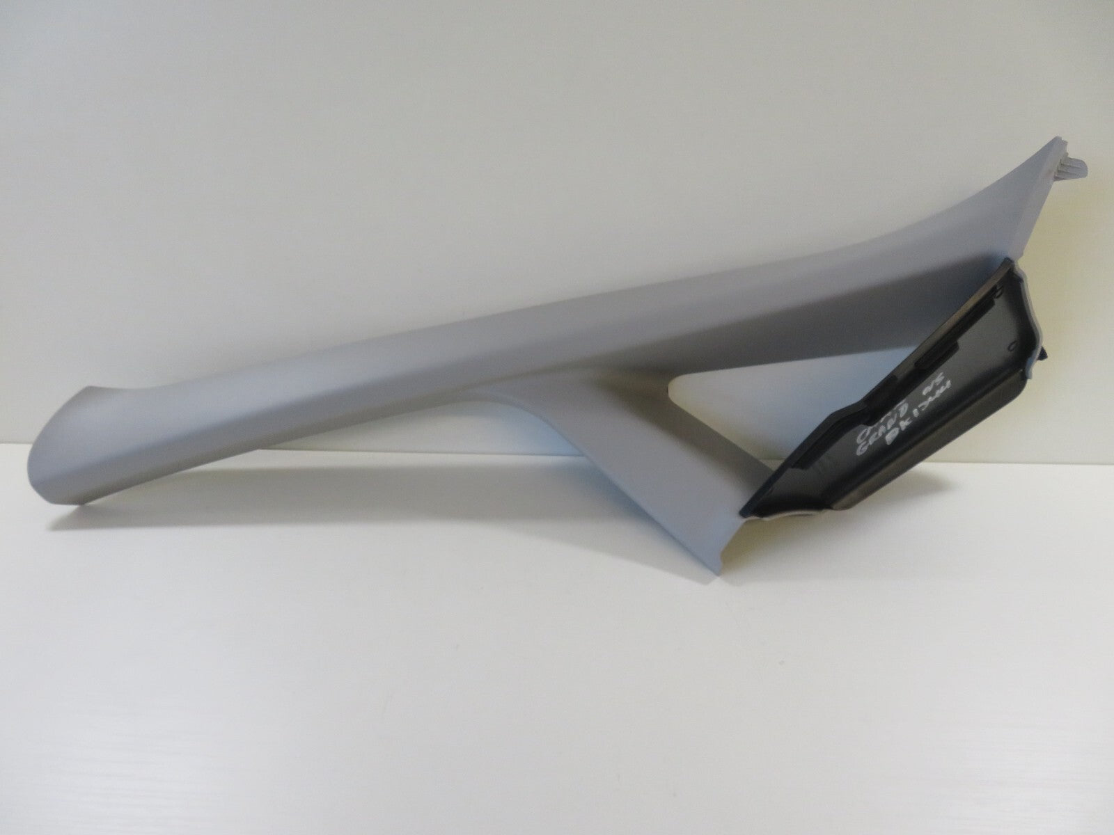 FORD C MAX GRAND NS PASSENGER A PILLAR TRIM AM51-R02519-AAW 2011-2015 BK1344