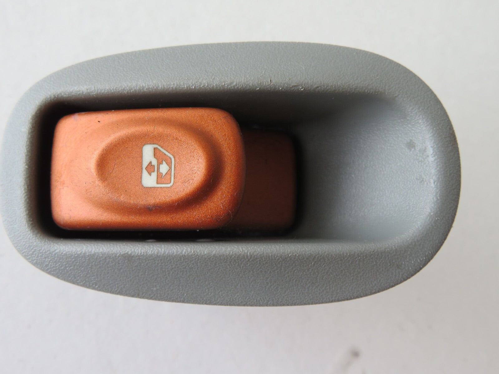 RENAULT SCENIC MK1 WINDOW SWITCH 7700836267 1999-2003 AMS1233-2