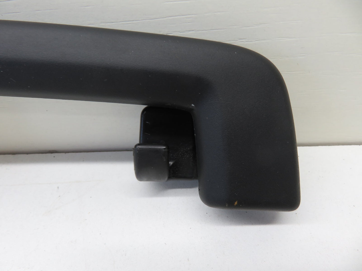 FORD FOCUS ST REAR ROOF HANLDE TRIM 2006-2010 1299-20