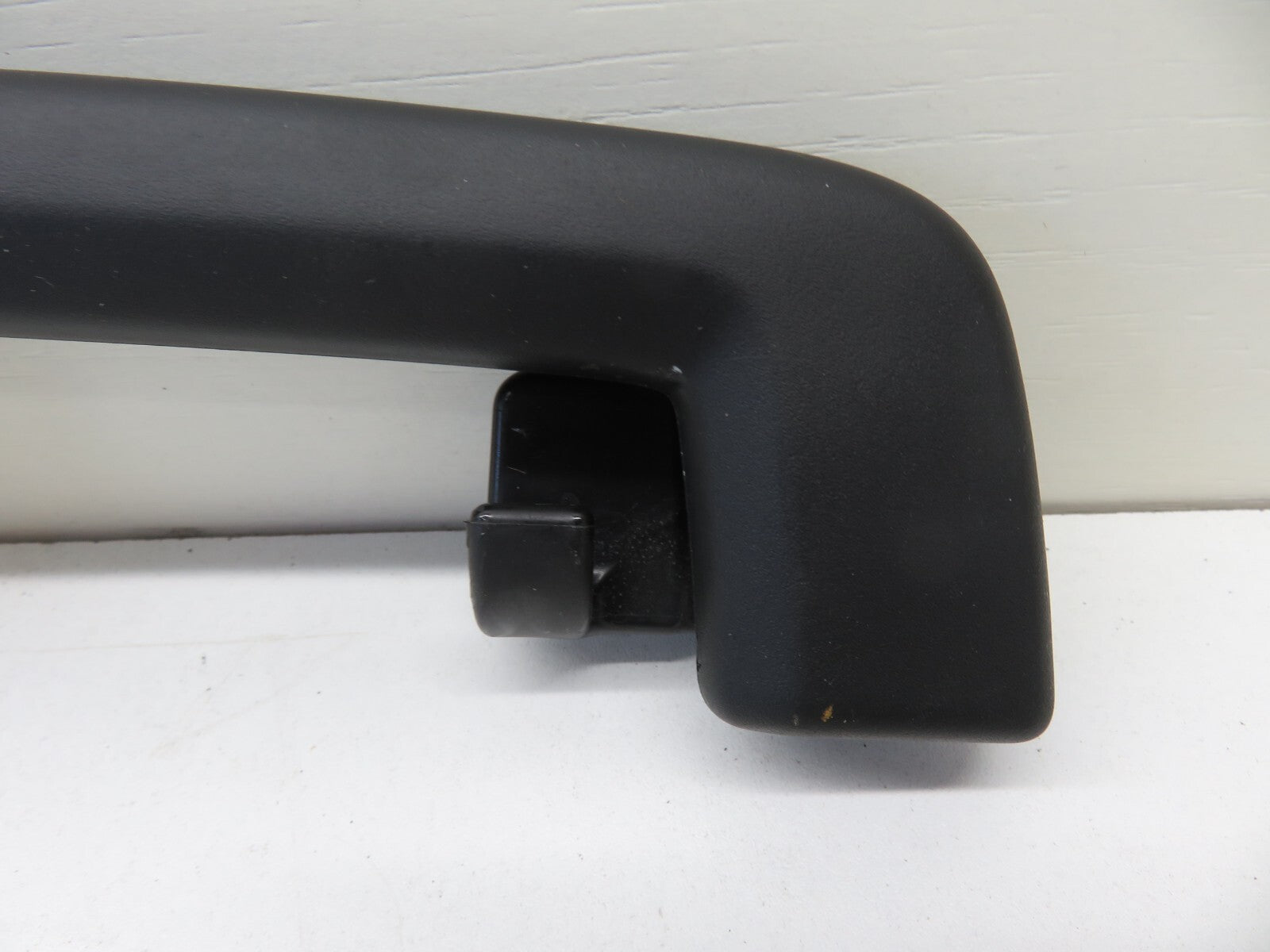 FORD FOCUS ST REAR ROOF HANLDE TRIM 2006-2010 1299-20