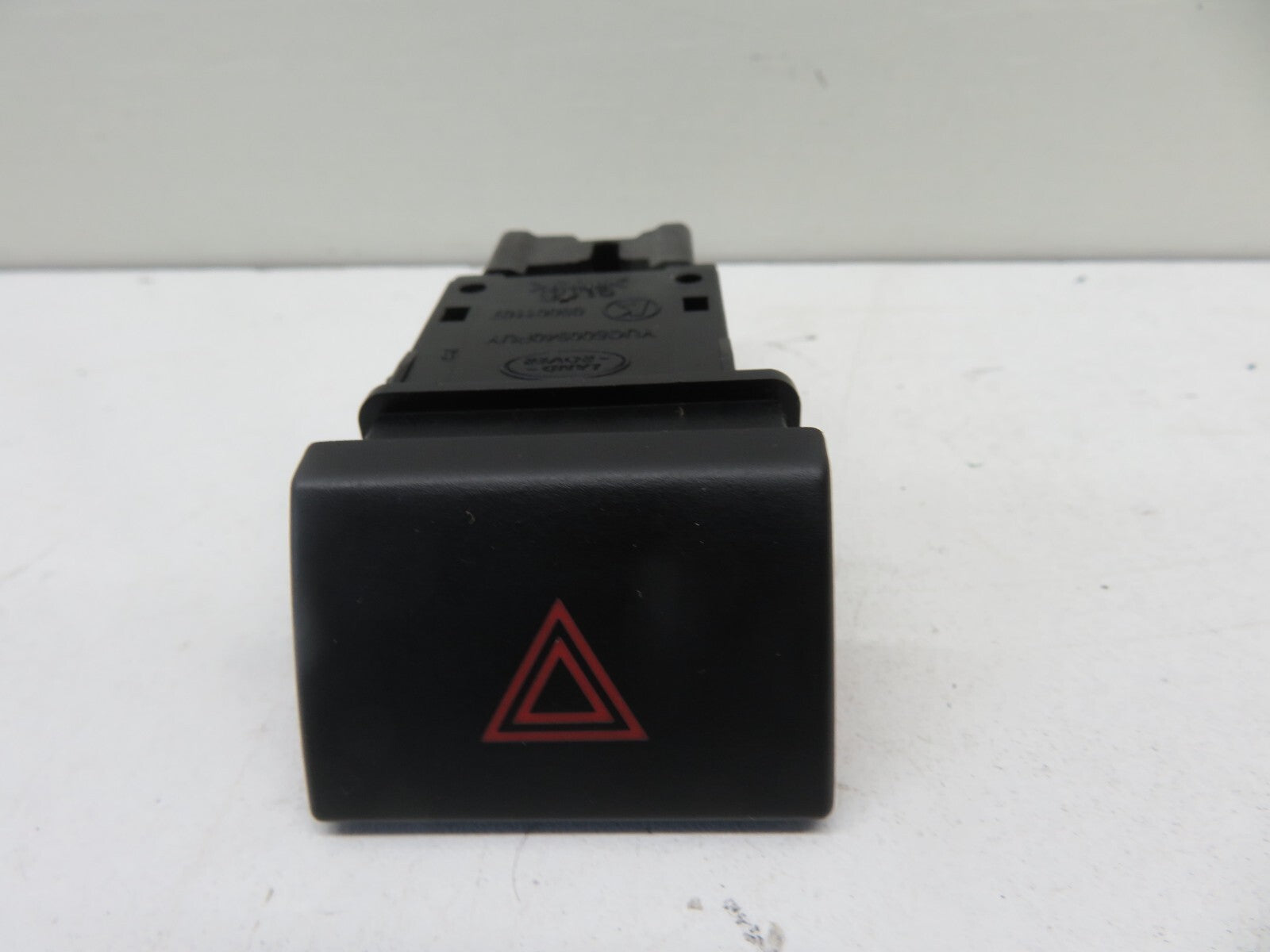 LAND ROVER FREELANDER 1 HAZARD SWITCH (SEE PHOTOS) 1997-2006 1730-12