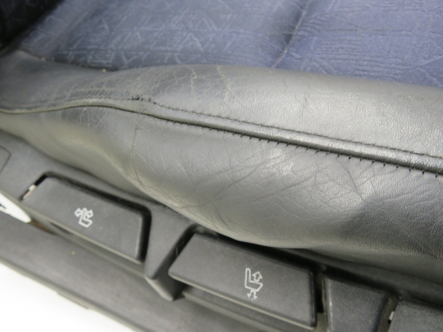 BMW E36 CONVERTIBLE COUPE OS DRIVER HALF LEATHER SEAT (SEE PHOTOS) 1990-1998