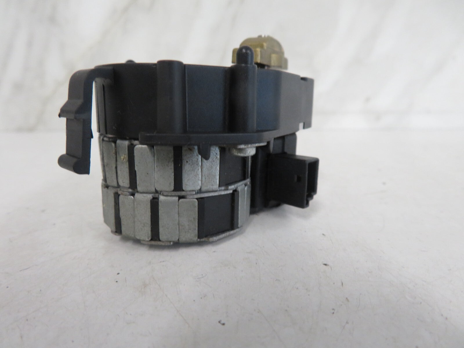 BMW 5 SERIES E39 HEATER ACTUATOR FOOT ROOM FLAP 8363797 1996-2003 1518-33