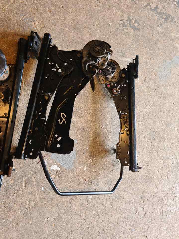 SUZUKI JIMNY SEAT RUNNERS PAIR DRIVER AND PASSENGER 2005-2015 SH55 