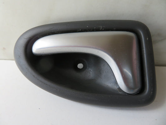 RENAULT SCENIC MK1 NS PASSENGER INTERIOR DOOR HANDLE 96012201 1999-03 AMS1523-1