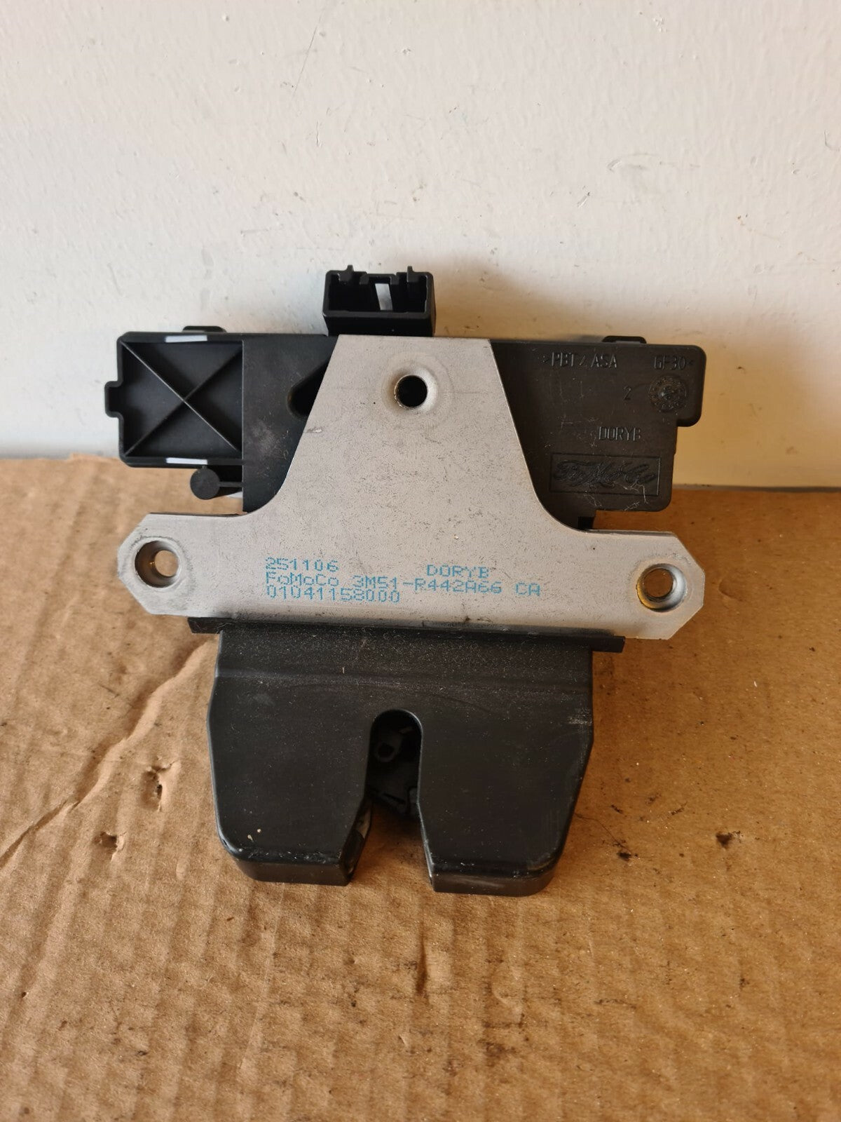 FORD FOCUS MK2 TAILGATE LOCK LATCH 2008-2011 A34 