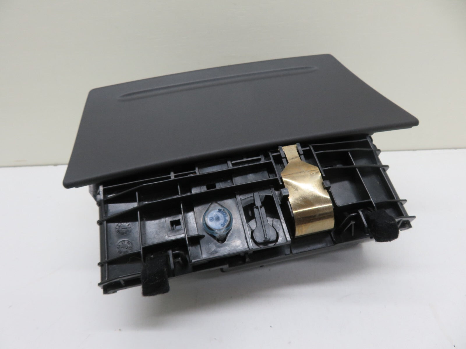 FORD FOCUS ST ASHTRAY 12V SOCKET TRIM 2006-2010 1256-4