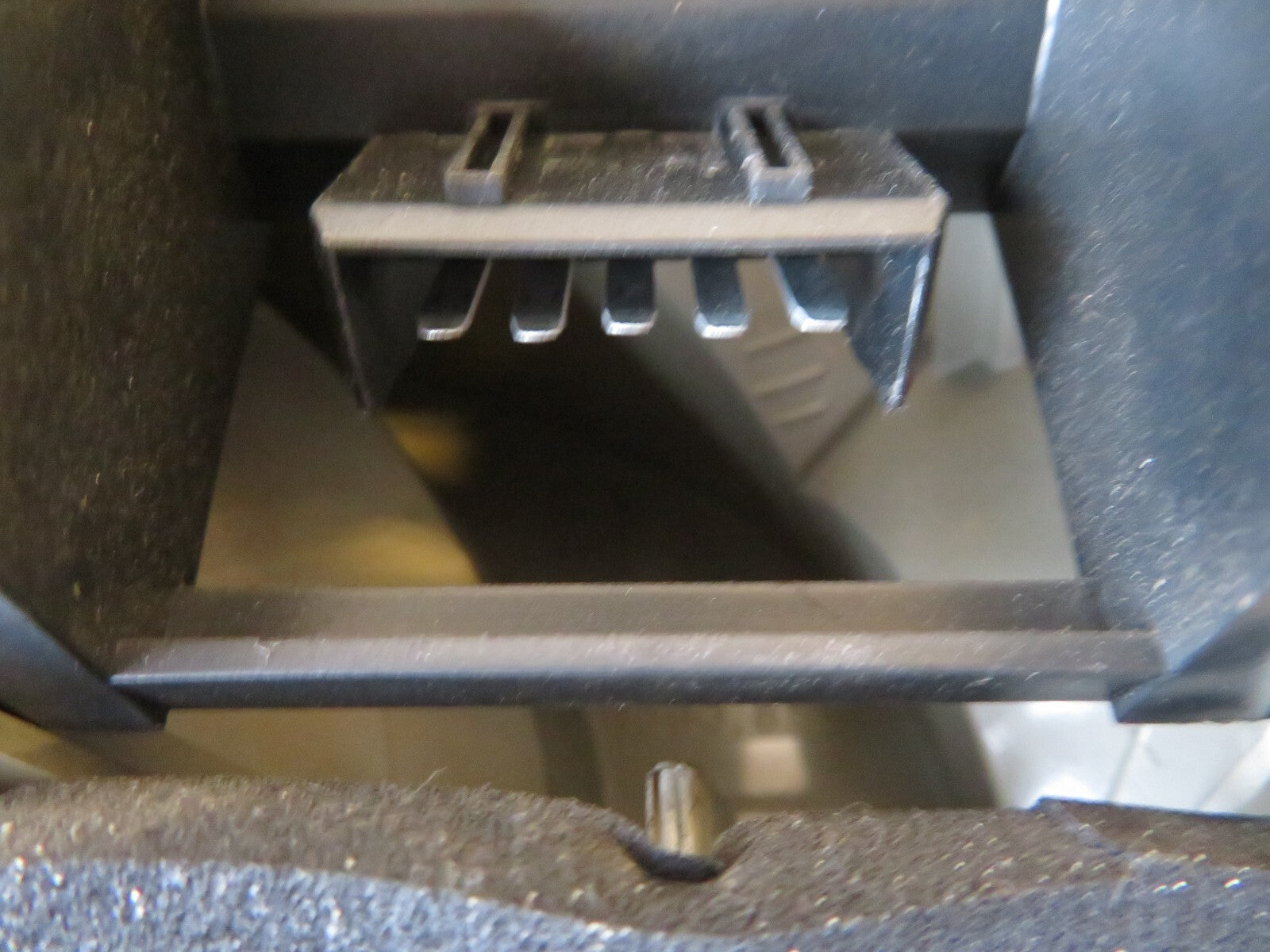 FORD FIESTA MK4 OS REAR TAIL LIGHT 96FG13N004AB (SEE PHOTOS) 1997-2002 AMS1720