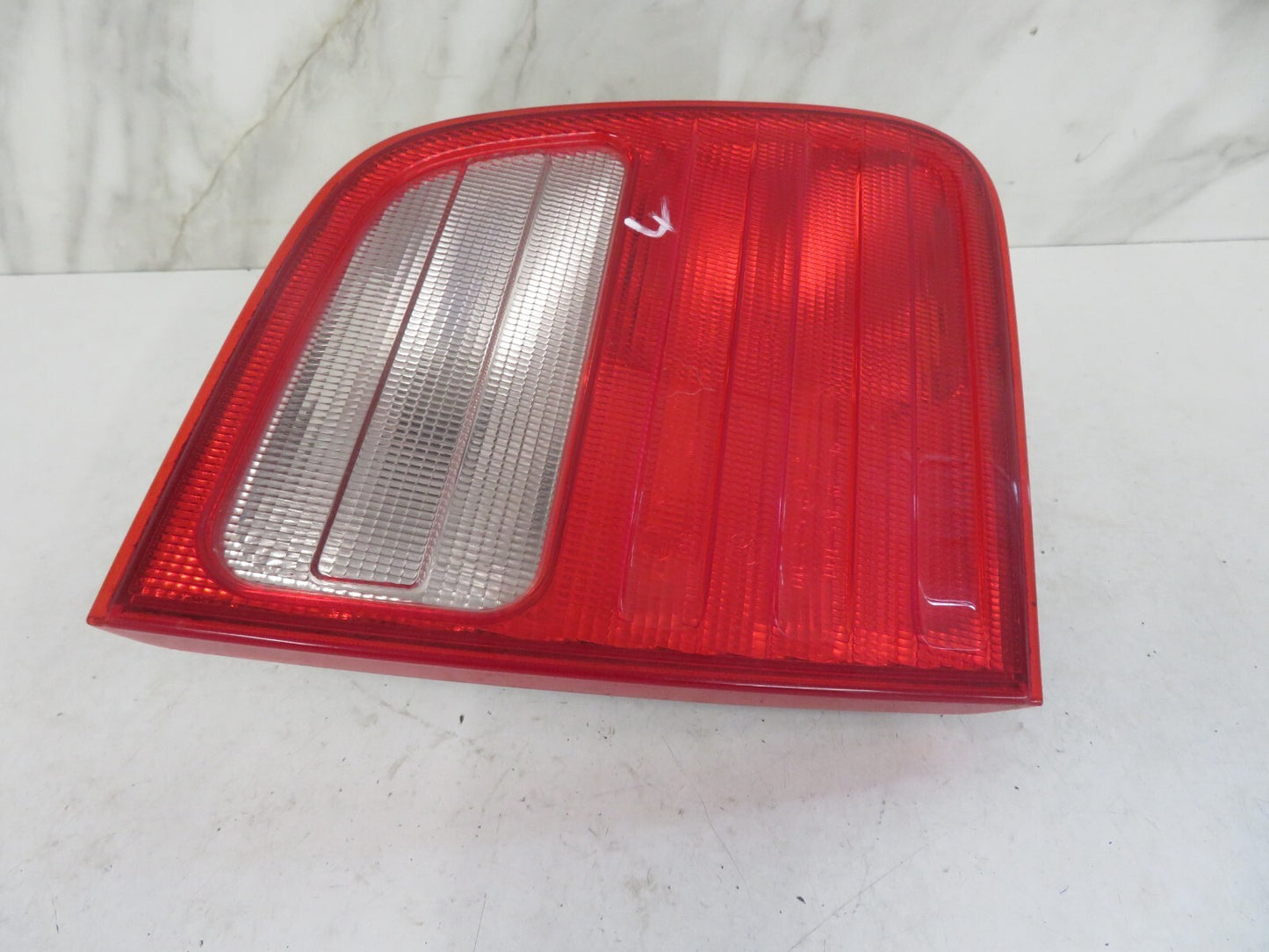 MERCEDES E CLASS W210 NSR PASSENGER REAR TAIL LIGHT 1995-2002 1624-4