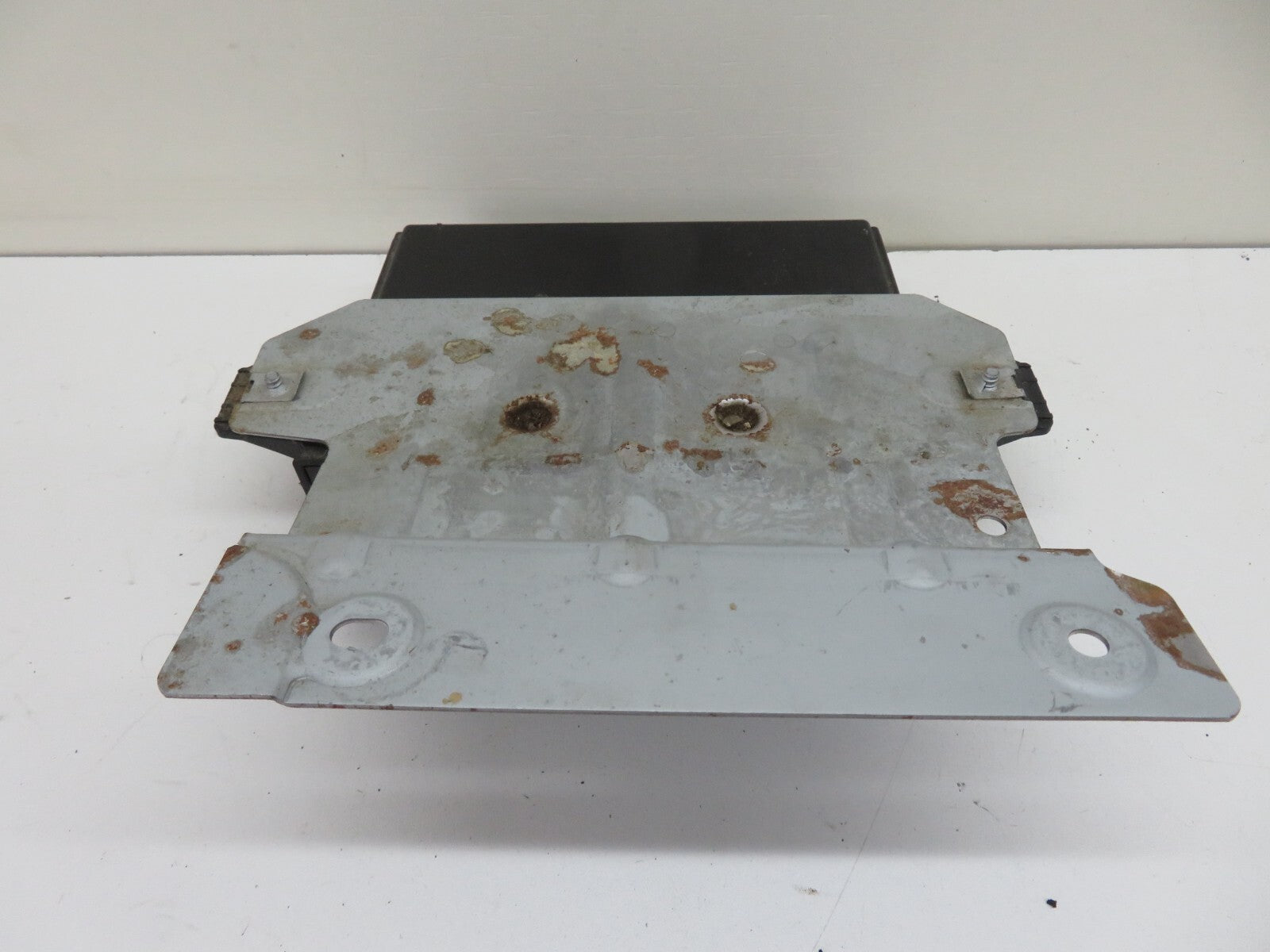 FORD FIESTA MK7 ST180 CENTRAL LOCKING MODULE 8A6T-19G481-AAM 2013-2017