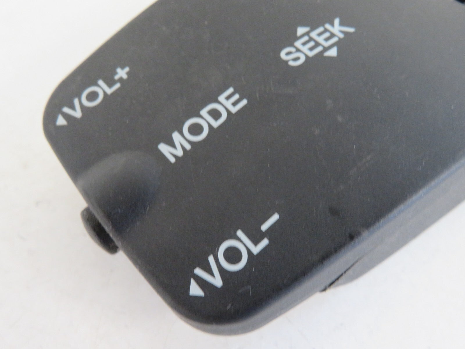 FORD FOCUS MK2 STEERING WHEEL VOLUME CONTROLS 3M5T-14K147-AD 2005-08 MIXAM1404-9