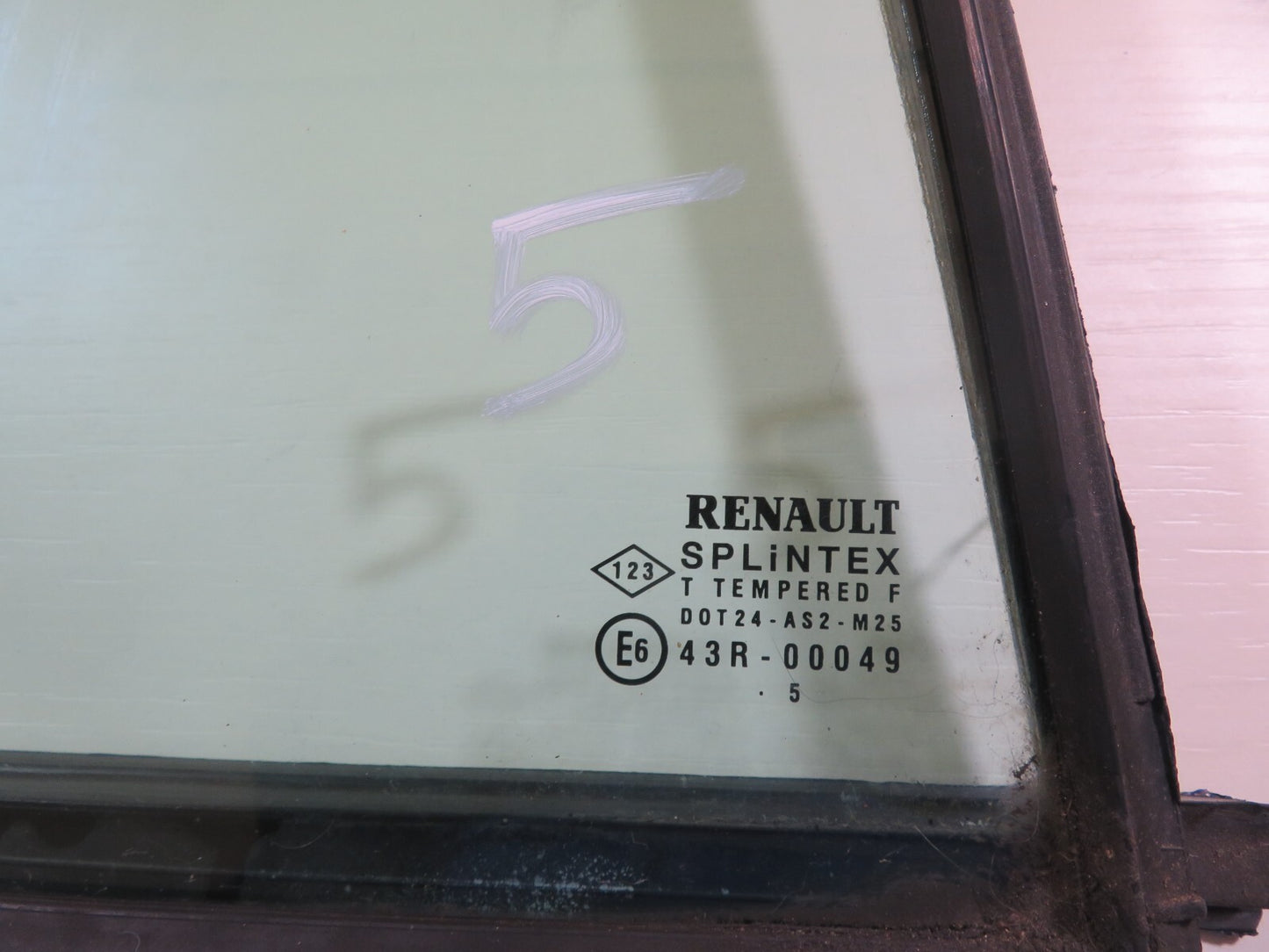 RENAULT LAGUNA OSR DRIVER REAR QUARTER GLASS ESTATE 2001-2007 MIX1632-5