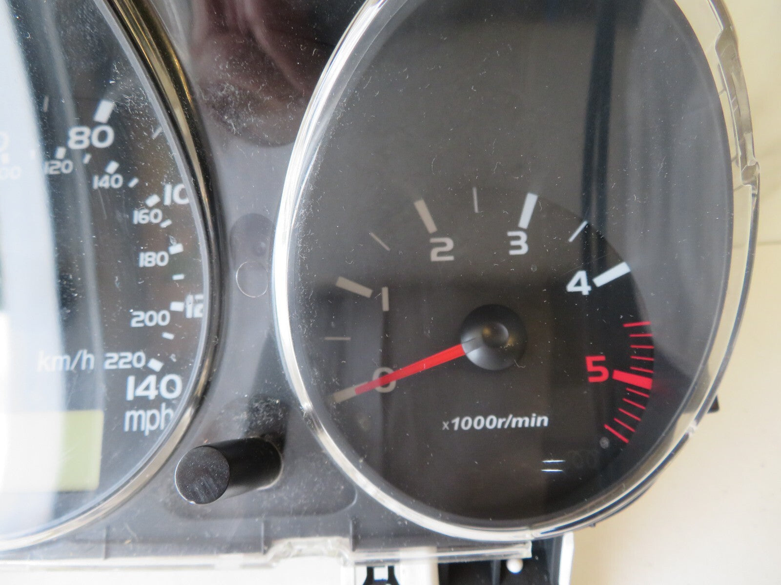 MITSUBISHI COLT CZ1 1.5 DI-D INSTRUMENT SPEEDO CLUSTER mr95177 2004-2008 AMS1239