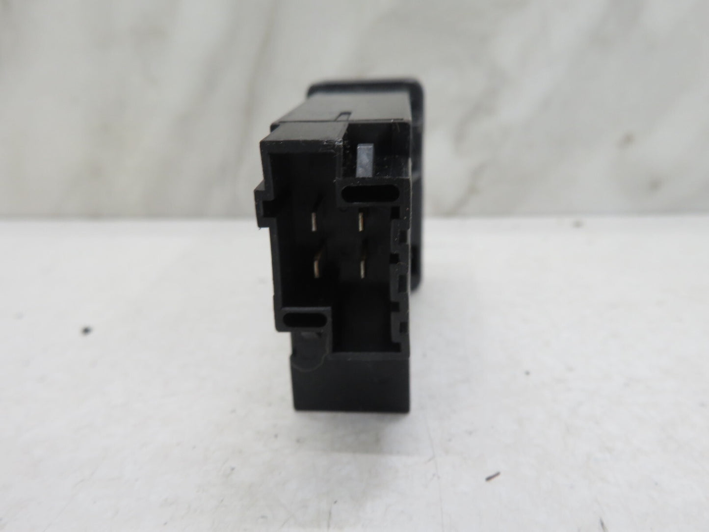 VOLVO V70 MK1 FOG LIGHT SWITCH 9148994 1996-2000 MIX1550-7