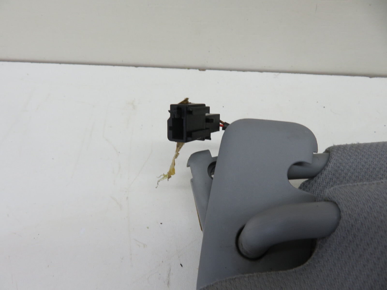 PORSCHE CAYENNE 955 OS DRIVER SUNVISOR GREY  2003-2006 1634-1