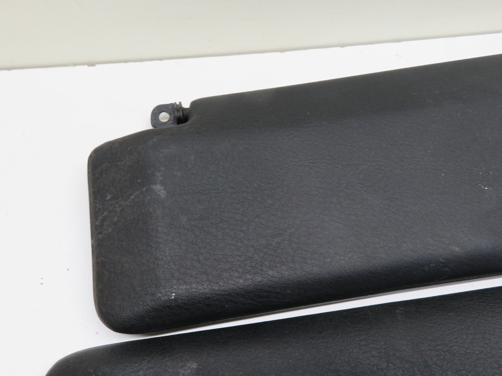 BMW E36 CONVERTIBLE SUN VISORS PAIR BLACK 1991-1998 1756-14