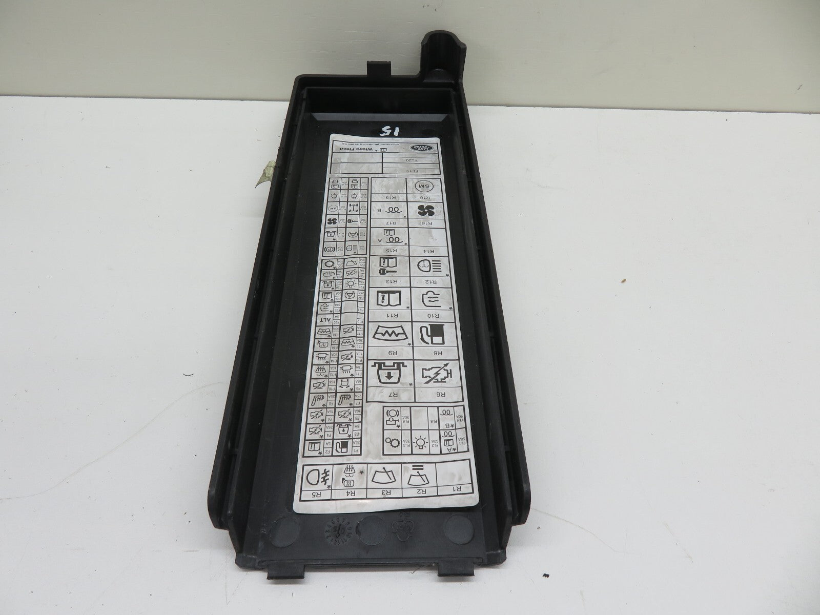 LAND ROVER DISCOVERY 3 ENGINE BAY FUSE BOX COVER 2005-2009 1212-15