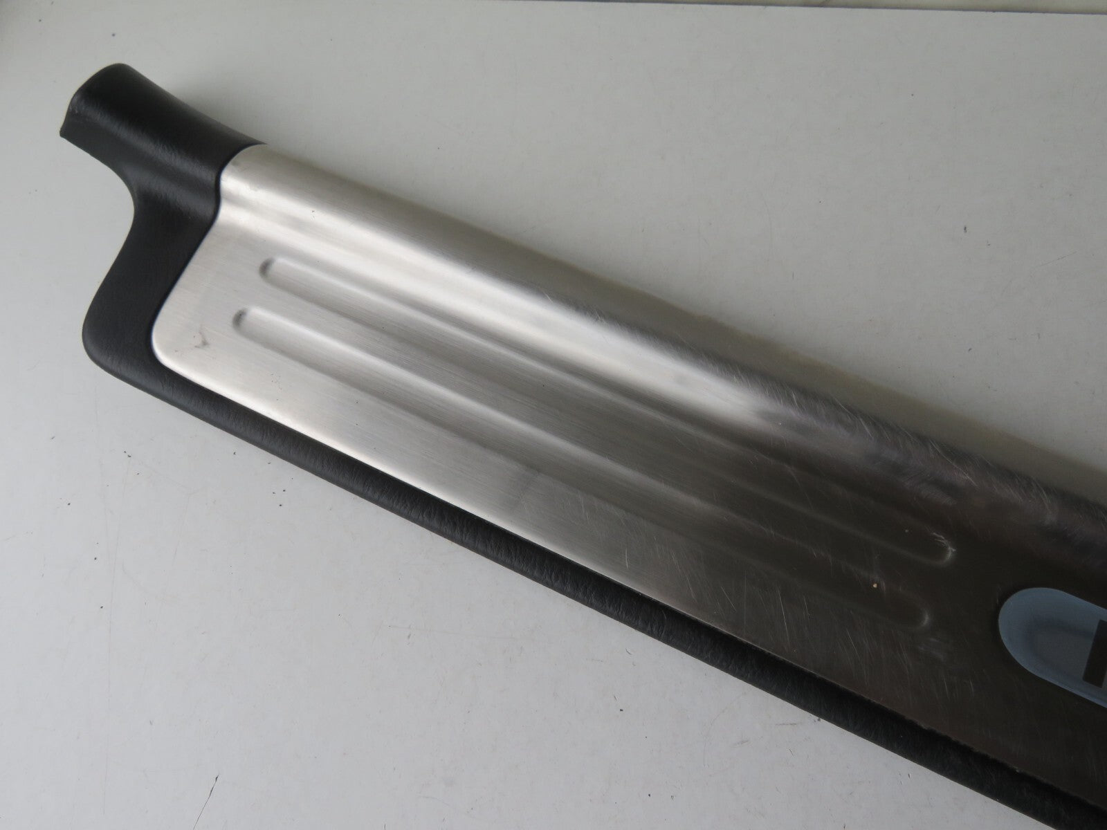 MAZDA MX5 MX-5 MK2 INTERIOR KICK PANEL SILL TRIMS PAIR 1998-2005