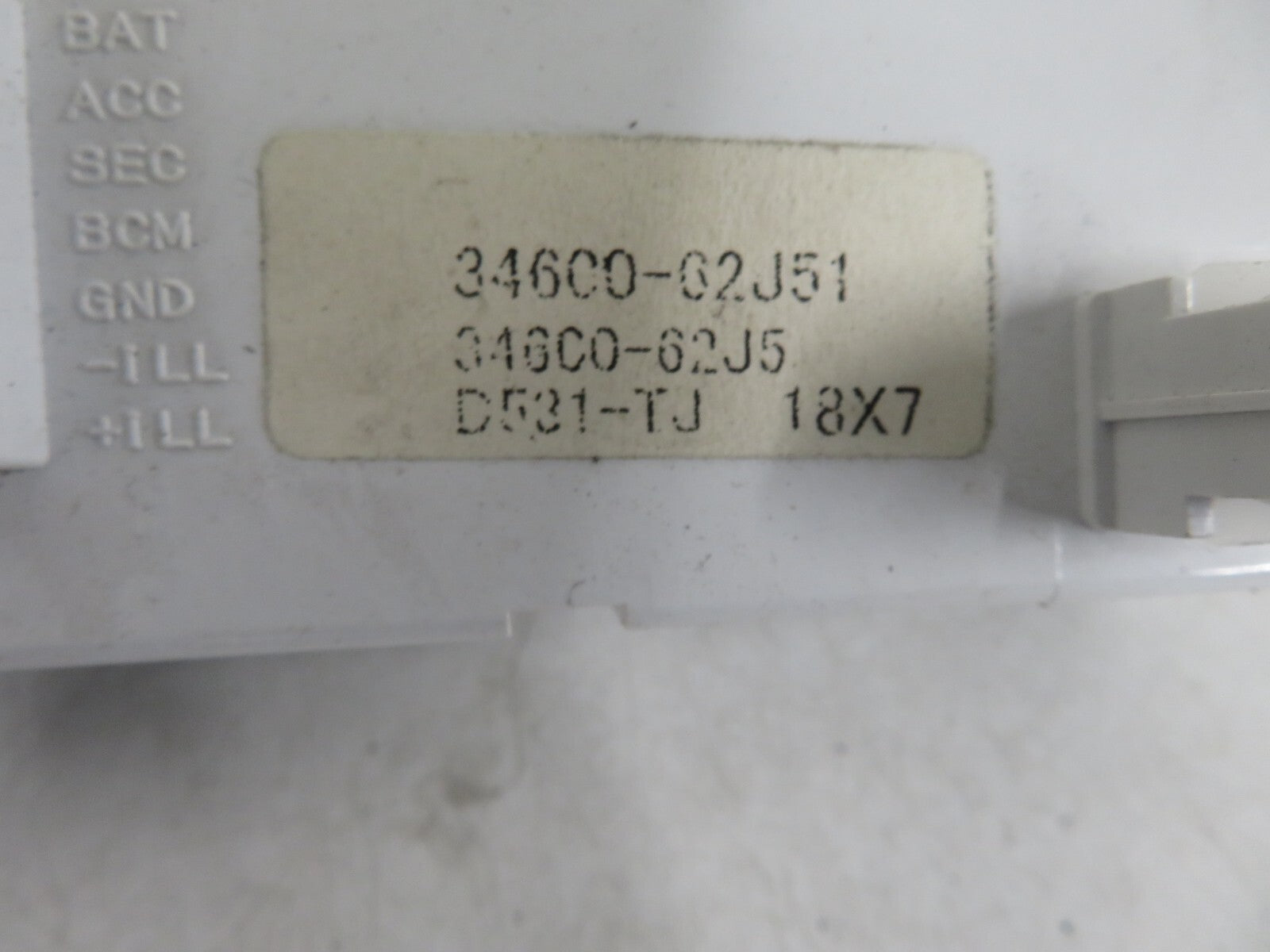 SUZUKI SWIFT GLS DISPLAY SCREEN 34600-62J51 1998-2003 1341-7