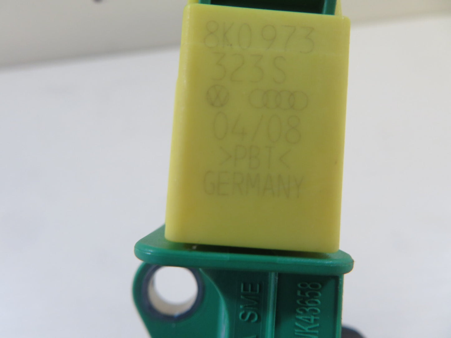 VOLKSWAGEN VW TOURAN CRASH IMPACT SENSOR 8K0973323S 2003-2009 1347-8