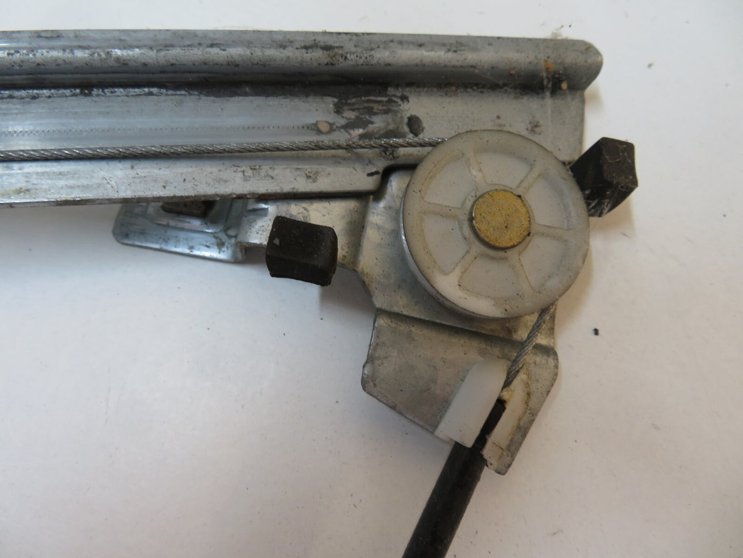 RENAULT MEGANE MK1 OSF WINDOW REGULATOR MOTOR 1999-2002 Y171