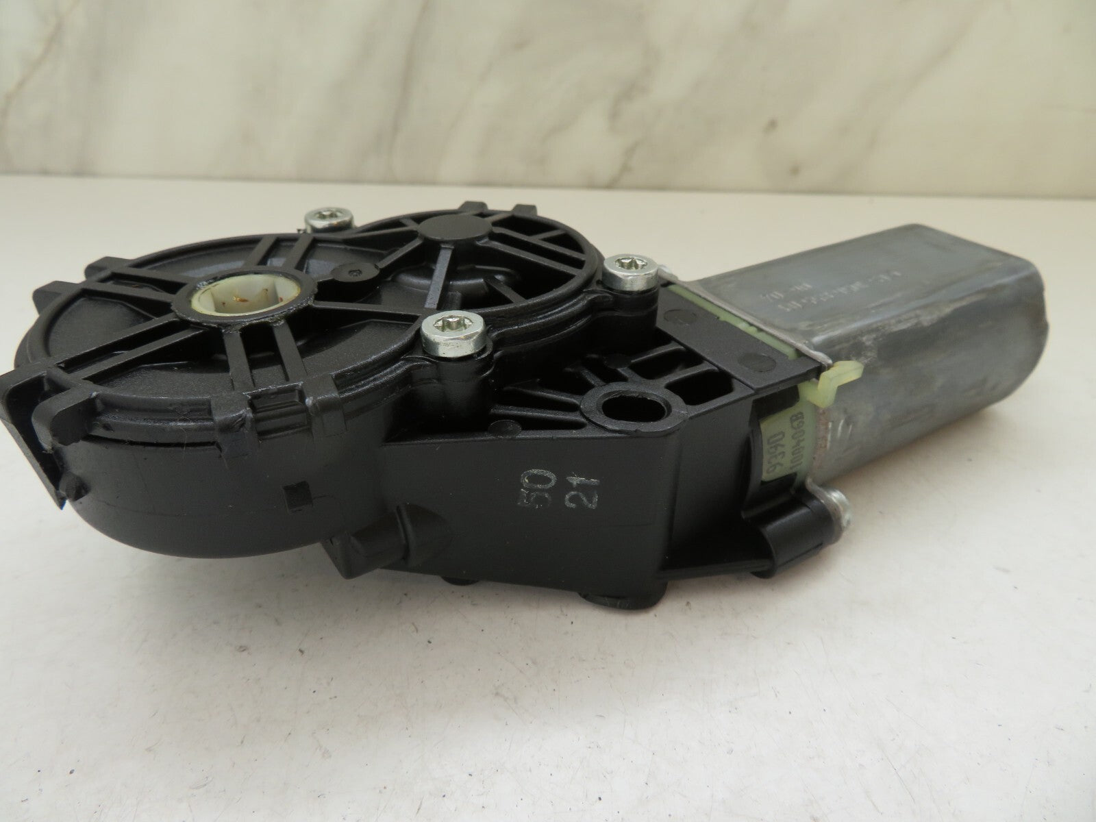 PEUGEOT 307CC ROOF COVER MOTOR 0390203228 2003-2007 AMS1548