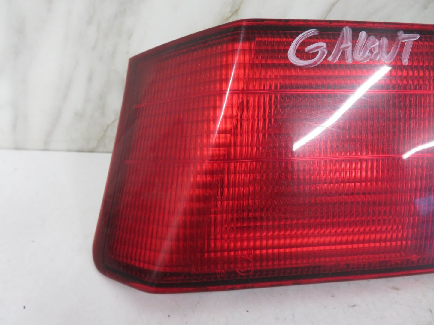 MITSUBISHI GALANT OS REAR TAIL LIGHT 226-87201 1996-2004 MIX-1710-4