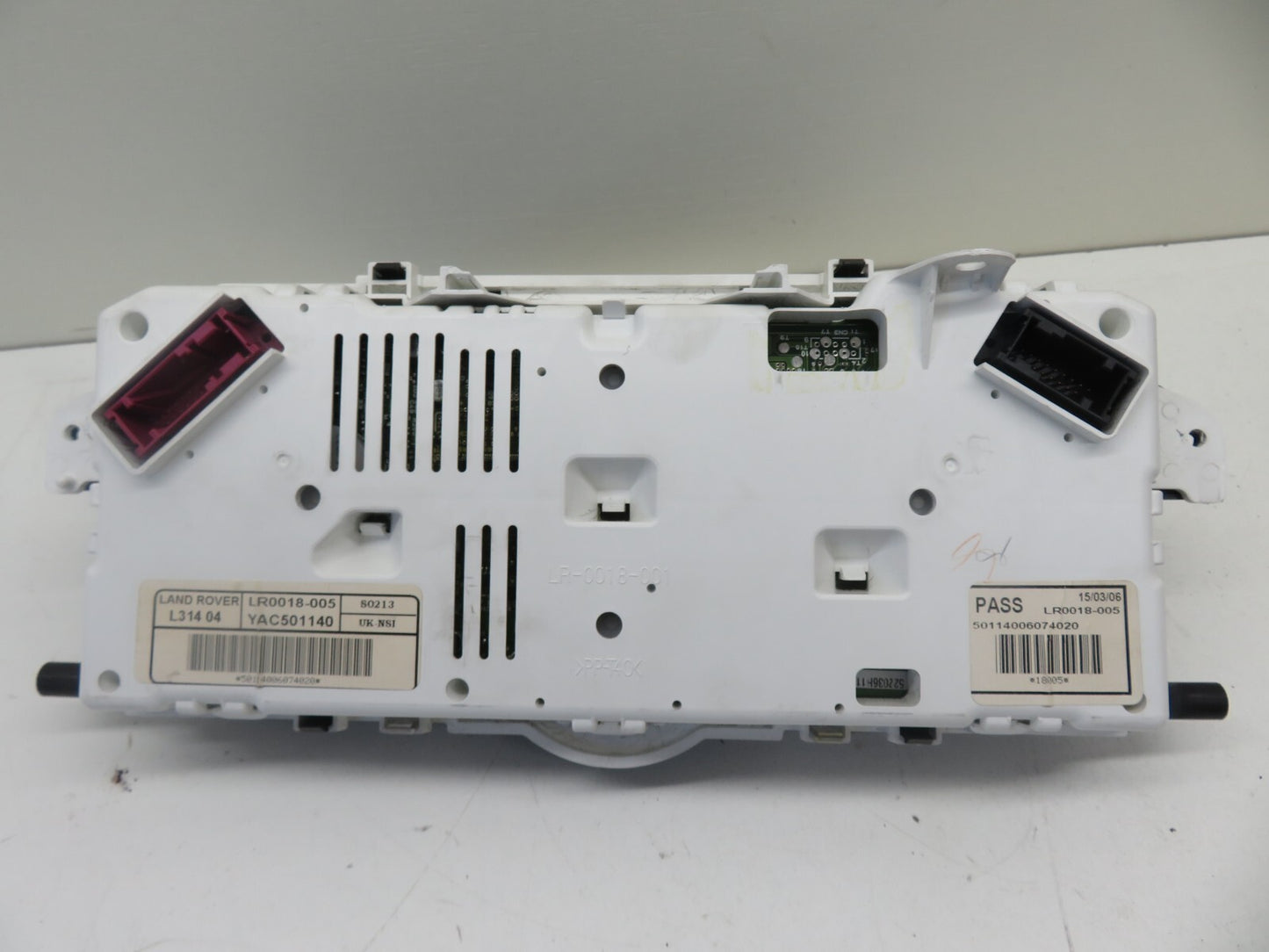 LAND ROVER FREELANDER 1 INSTRUMENT SPEEDO CLUSTER YAC501140 1998-2004 1310-22