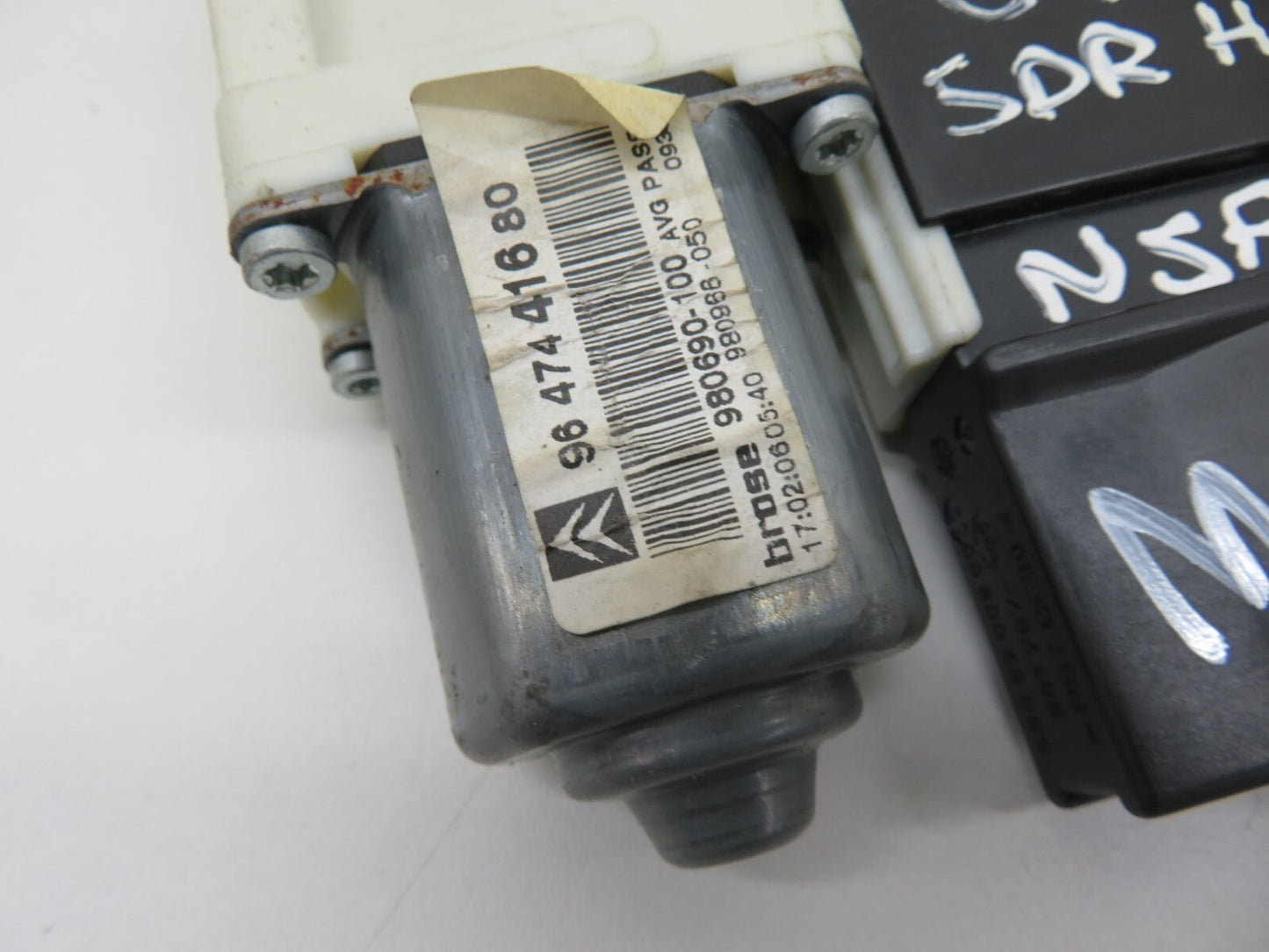 CITROEN C4 NSF PASSENGER SIDE WINDOW REGULATOR 9647441680 2004-2010 WV06-3