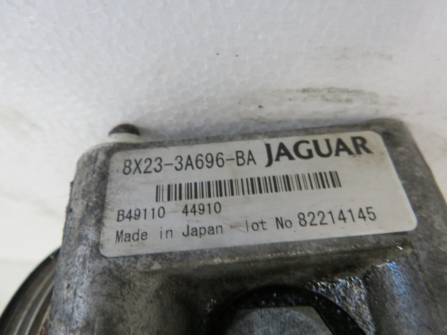 JAGUAR XF 2.7 POWER STEERING PUMP  8X23-3A696-BA 2005-2010 A1500-2