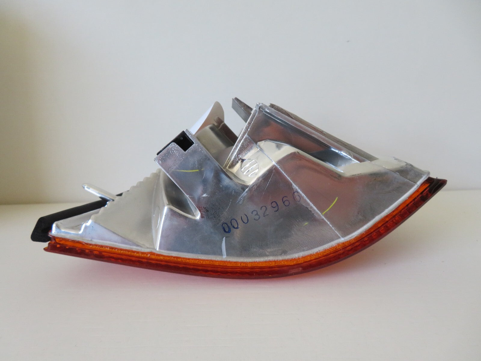 NS PASSENGER FRONT INDICATOR LIGHT FOR BMW E36 COUPE 444-1503L-UE-Y 1991-1998