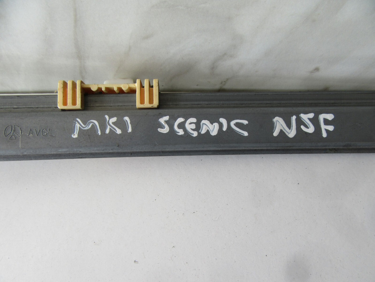 RENAULT SCENIC MK1 NSF WINDOW REGULATOR 400467T4 1999-2003 AMS1418