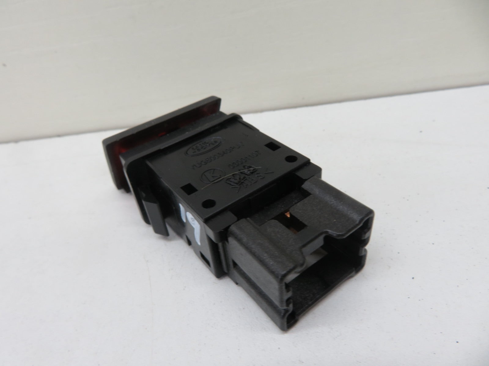LAND ROVER FREELANDER 1 HAZARD SWITCH YUG500340PUY 2004-2006 1672-19