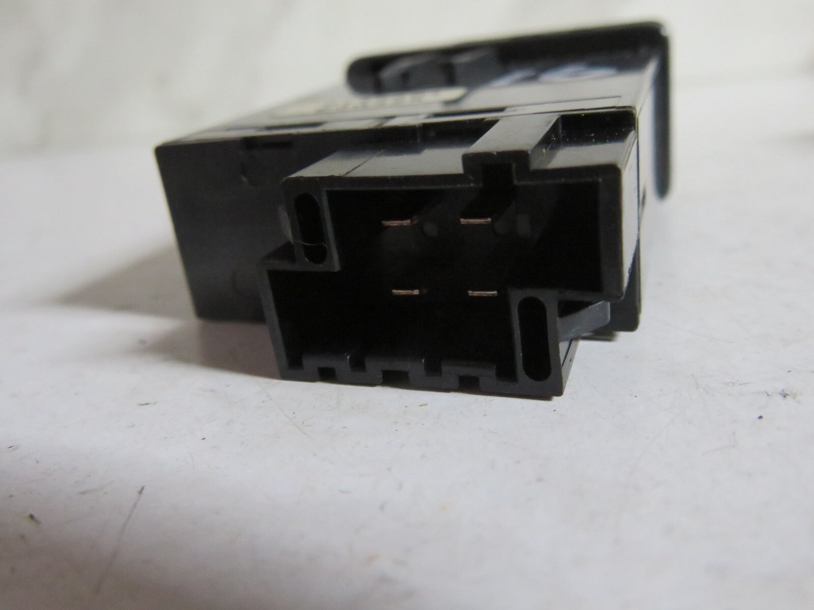 VOLVO C70 REAR FOG LIGHT SWITCH 9148994 1996-2004 AMS1557-16