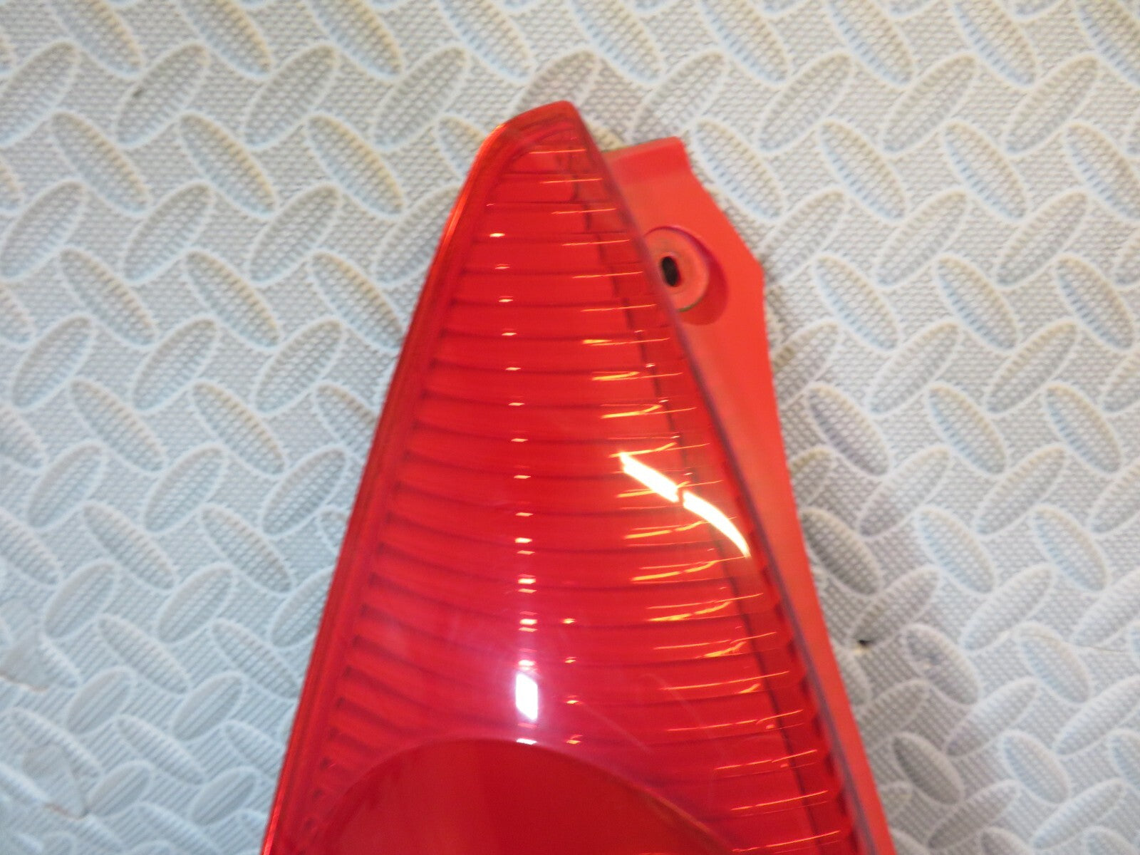 PEUGEOT 107 NS REAR TAIL LIGHT 2005-2014