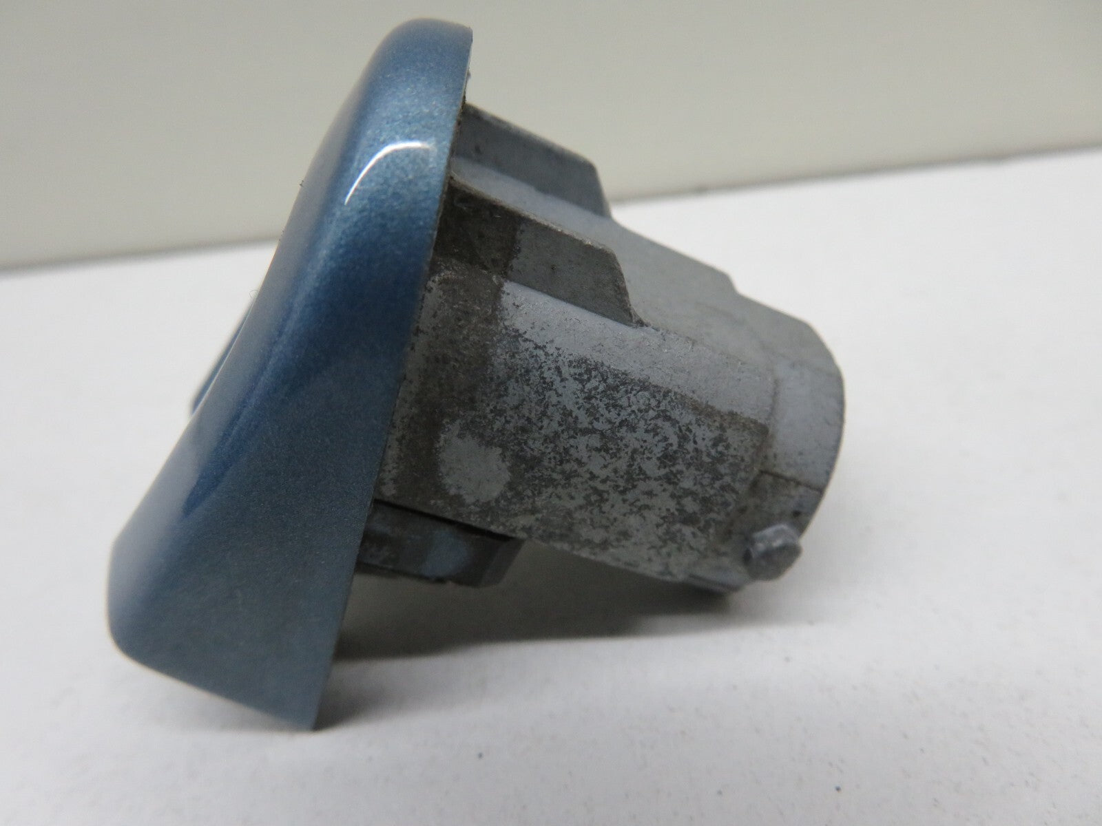 VOLKSWAGEN VW EOS NS PASSENGER EXTERNAL DOOR HANDLE END CAP 2006-2010 1701-25